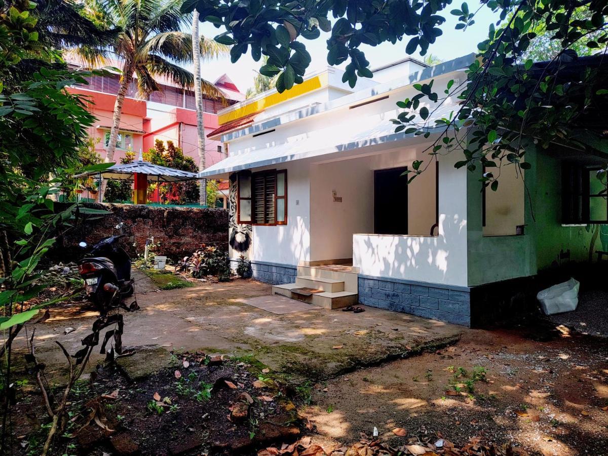 Gogonuts Hostel Varkala Exterior foto
